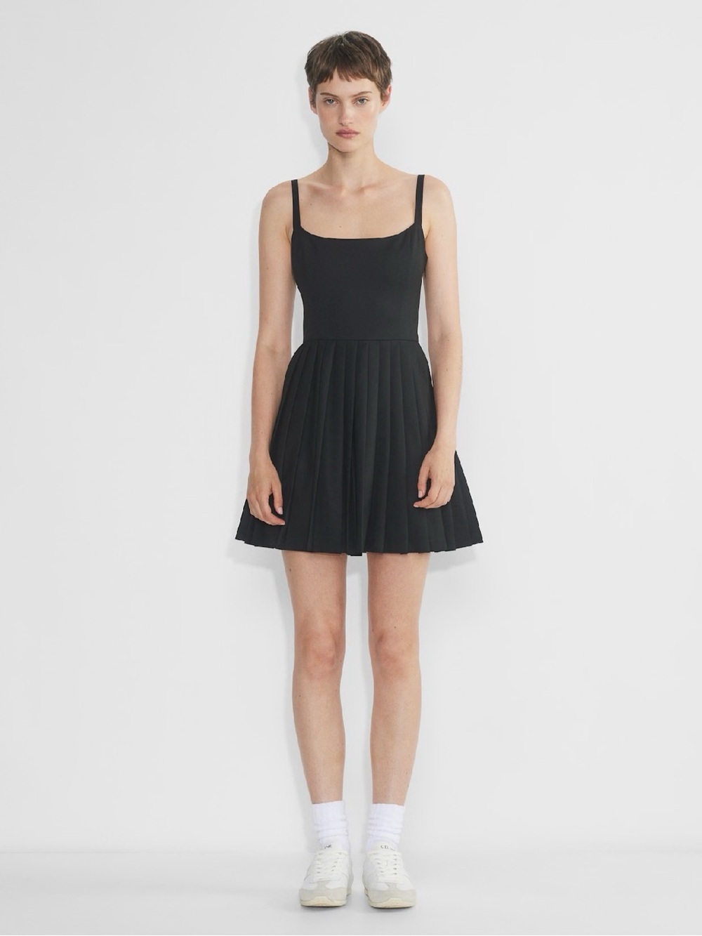 Aritzia Sunday Best Twix Dress in Black | Size 6